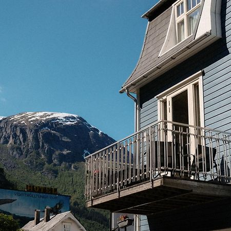 Blue House Odda Apartment ภายนอก รูปภาพ